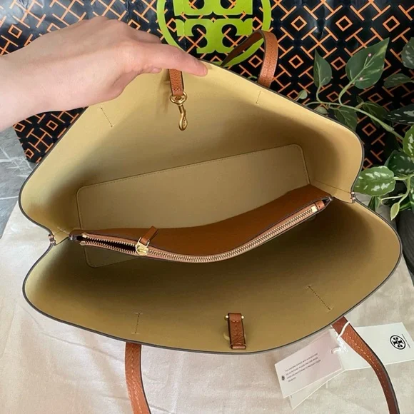 New✨ medium blake center zip tote - Picture 7 of 13